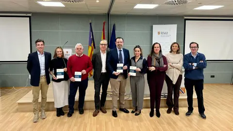 Presentaci&oacute;n del programa de relevo en negocios