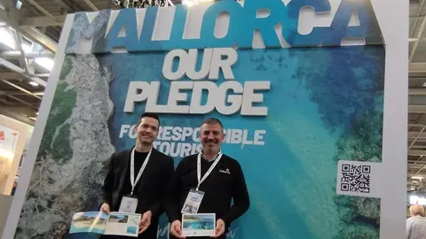 Santany&iacute; presenta su nueva gu&iacute;a de rutas de submarinismo en las ferias internacionales de turismo