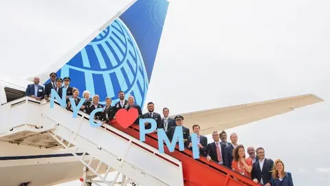 Imagen del vuelo inaugural directo de American Airlines entre Mallorca y Nueva York.