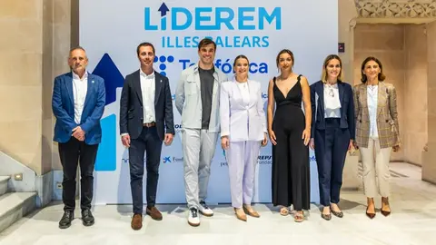 Foto de familia en la jornada. (Liderem)