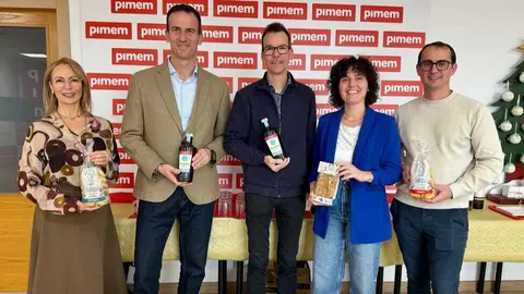 Momento del tradicional brindis de Navidad. (Pimem)