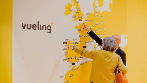 Imagen del stand de Vueling en Fitur. (Vueling)