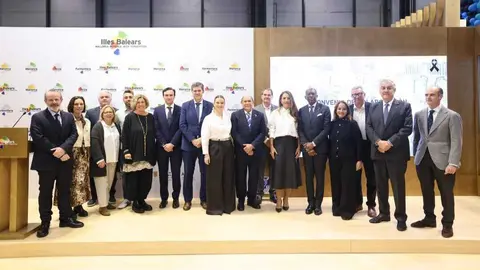 Imagen durante la firma del acuerdo en Fitur. (Caib)
