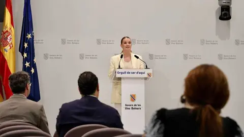 La presidenta Marga Prohens en la presentaci&oacute;n de la campa&ntilde;a de la renta.
