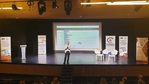 Imagen durante la presentaci&oacute;n del informe. (Apibaleares)