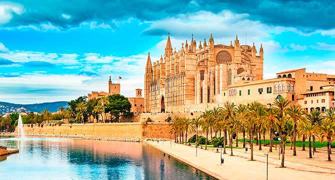 Palma di Maiorca, è tra le città più ambite dagli europei per i viaggi