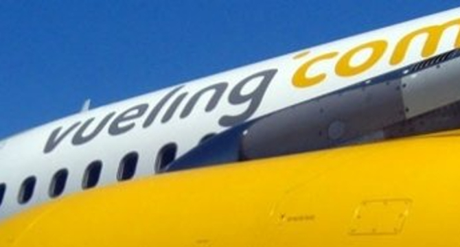 Las compañías aéreas quejas verano son Vueling, Iberia y...